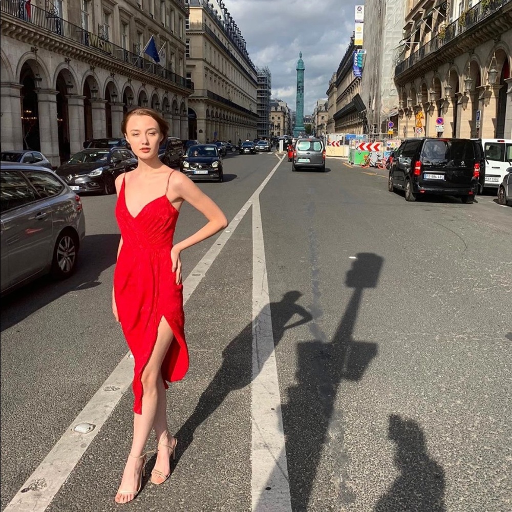 MONIQUE LHUILLIER Midi Foulard Dress